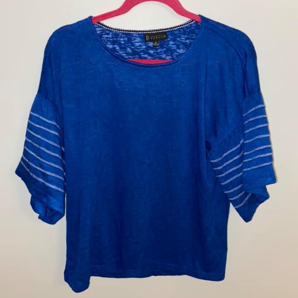 Blue bell sleeve Bobeau top